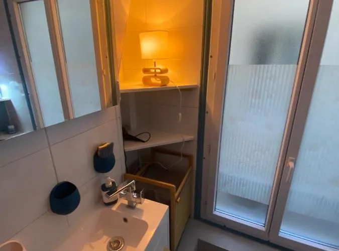 Cosy Courcelles * Parijs
