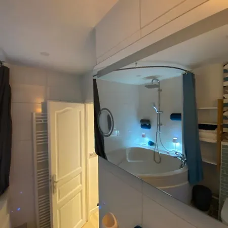 Appartement Cosy Courcelles *