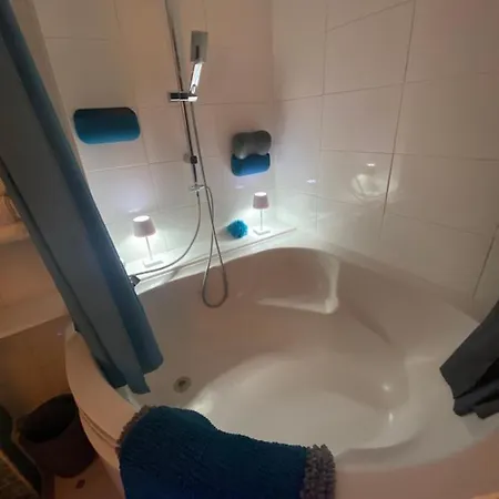 Cosy Courcelles 파리