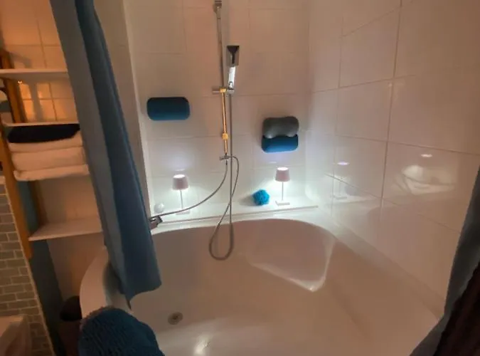 Cosy Courcelles Paris