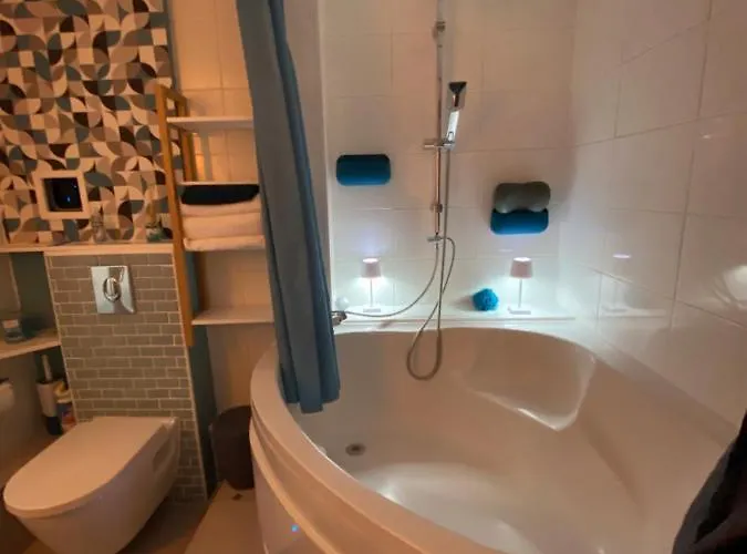 Cosy Courcelles Paris