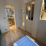 Апартаменты Cosy Courcelles Париж